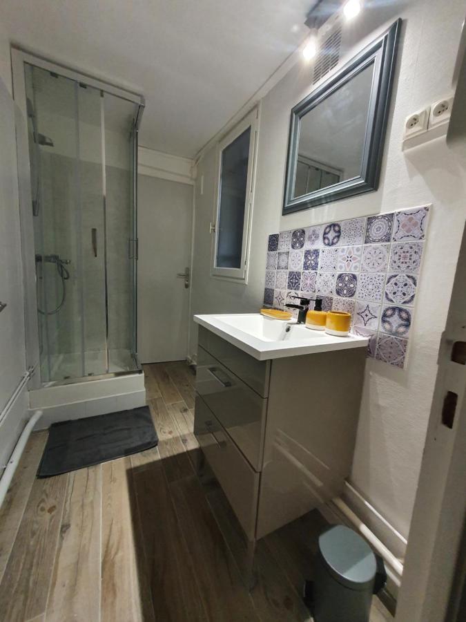 Le Logis Du Clocher Troyes Exteriör bild