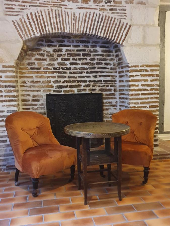Le Logis Du Clocher Troyes Exteriör bild