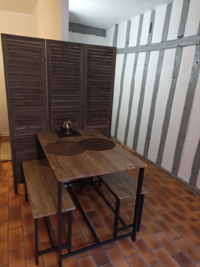 Le Logis Du Clocher Troyes Exteriör bild