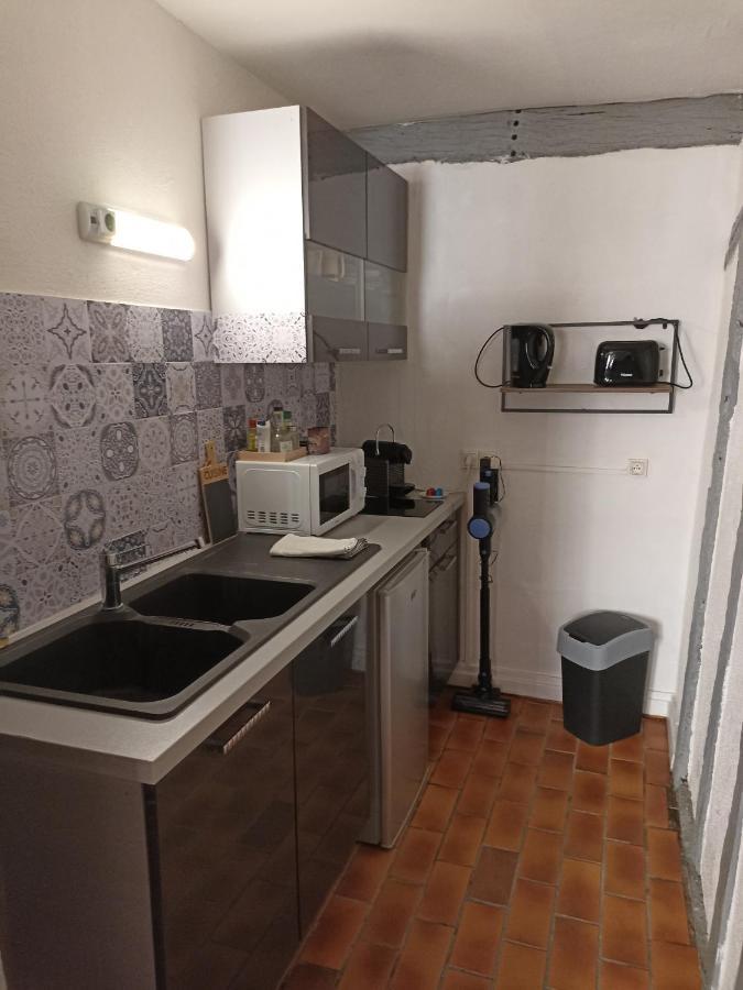 Le Logis Du Clocher Troyes Exteriör bild
