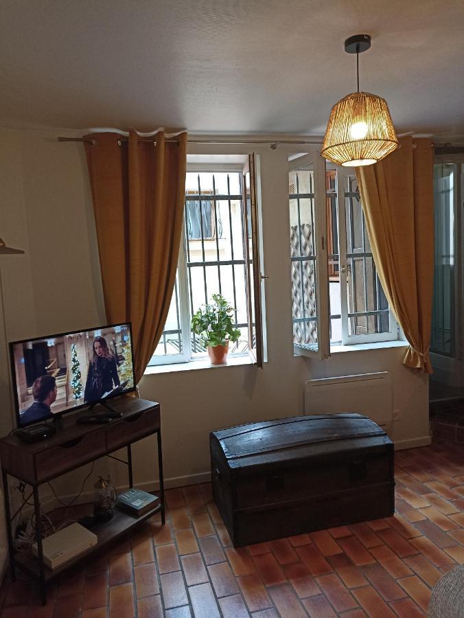 Le Logis Du Clocher Troyes Exteriör bild
