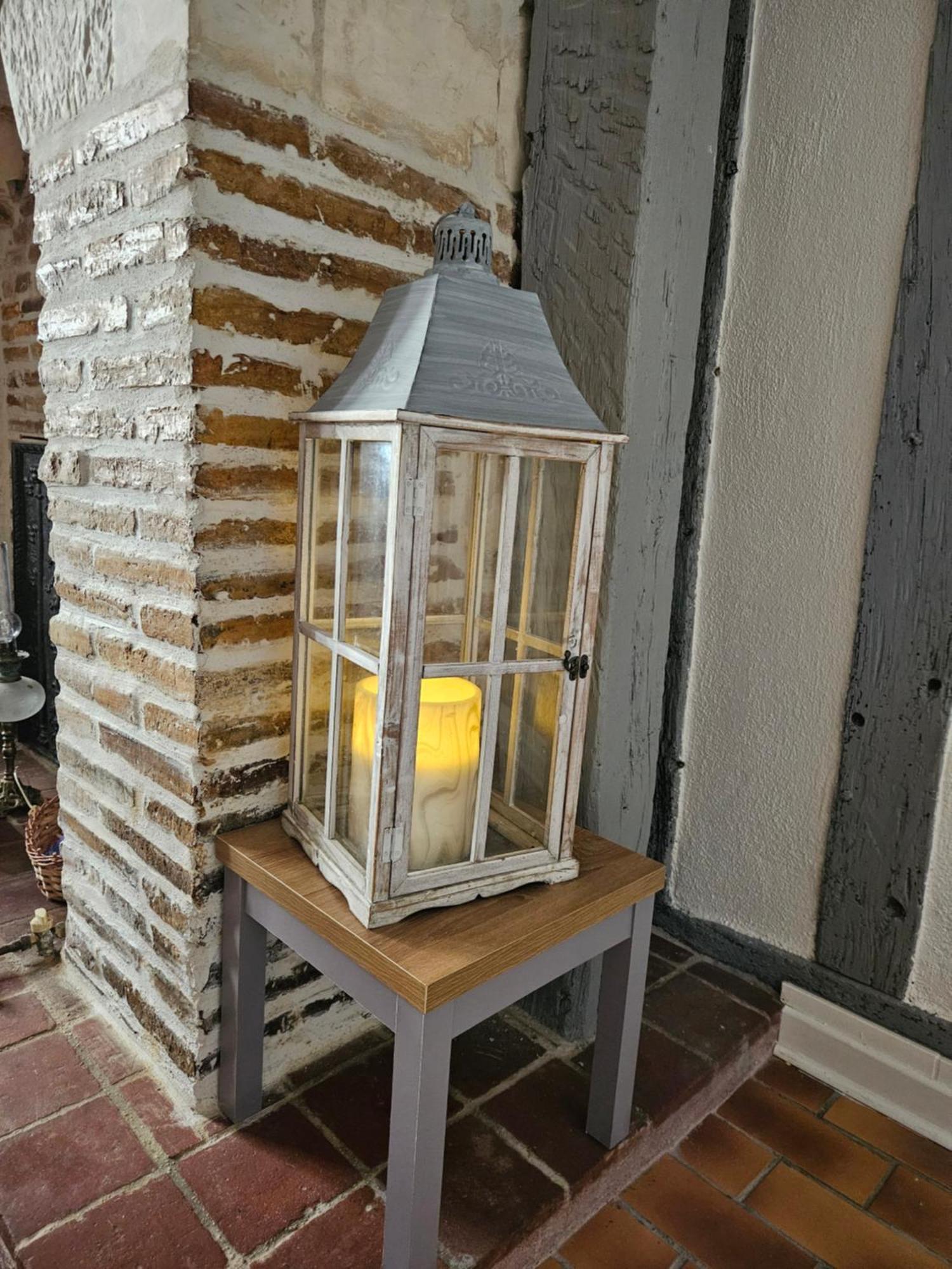 Le Logis Du Clocher Troyes Exteriör bild